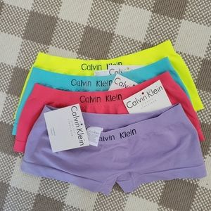 Lot of 4 NWT Womens Boxer Panties Multi Colour